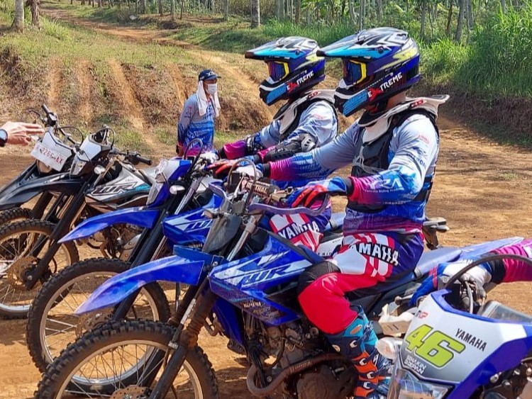Yamaha Ajak Komunitas di Jawa Tengah dan Jogja Belajar Riding Motor Offroad